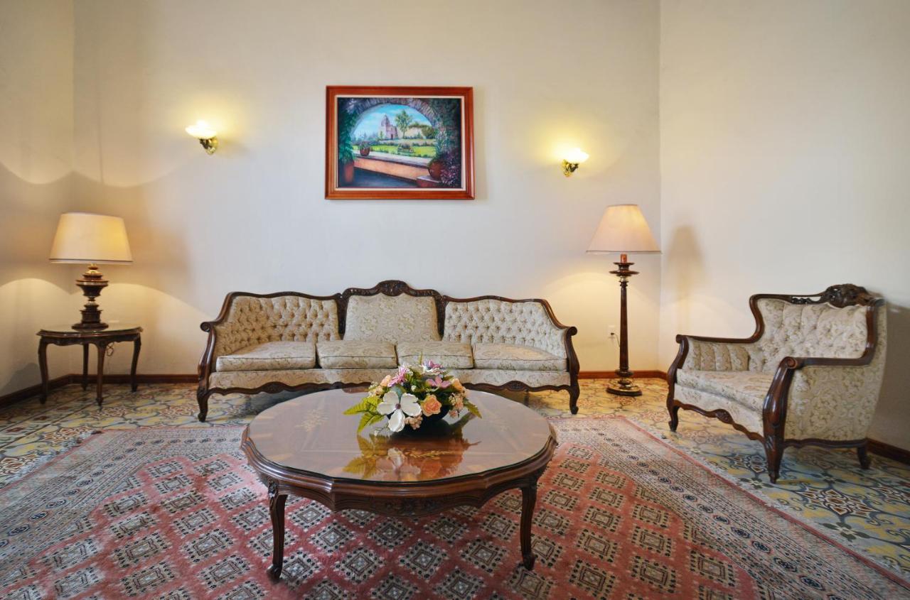 Hotel Senorial